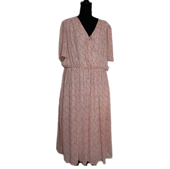 Black Tape Geometric Print Midi Dress 1X - Picture 2 of 13